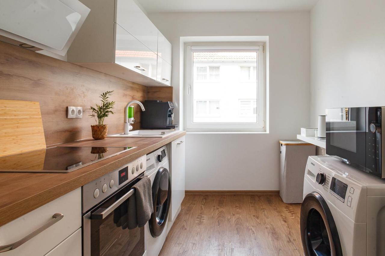 Design Apartment / 2 Room / Central / Contactless Check-In Hannover Eksteriør billede